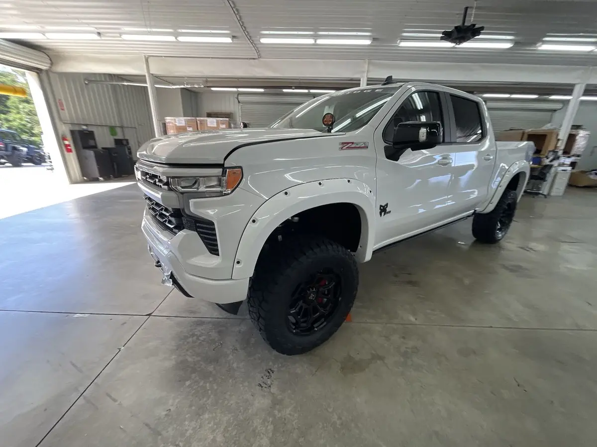 2025 Chevrolet Silverado 1500 4X4 Rocky Ridge Premium Lifted Truck 1