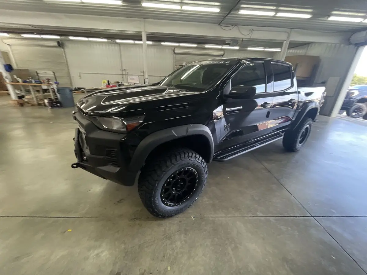 2025 Chevrolet Colorado 4X4 Rocky Ridge Premium Lifted Truck 1