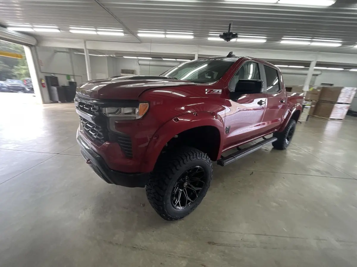 2025 Chevrolet Silverado 1500 4X4 Rocky Ridge Premium Lifted Truck 1