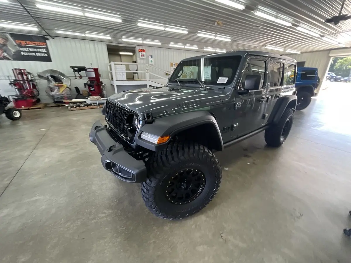 2025 Jeep Wrangler Unlimited 4X4 Apex Premium Lifted Truck 1