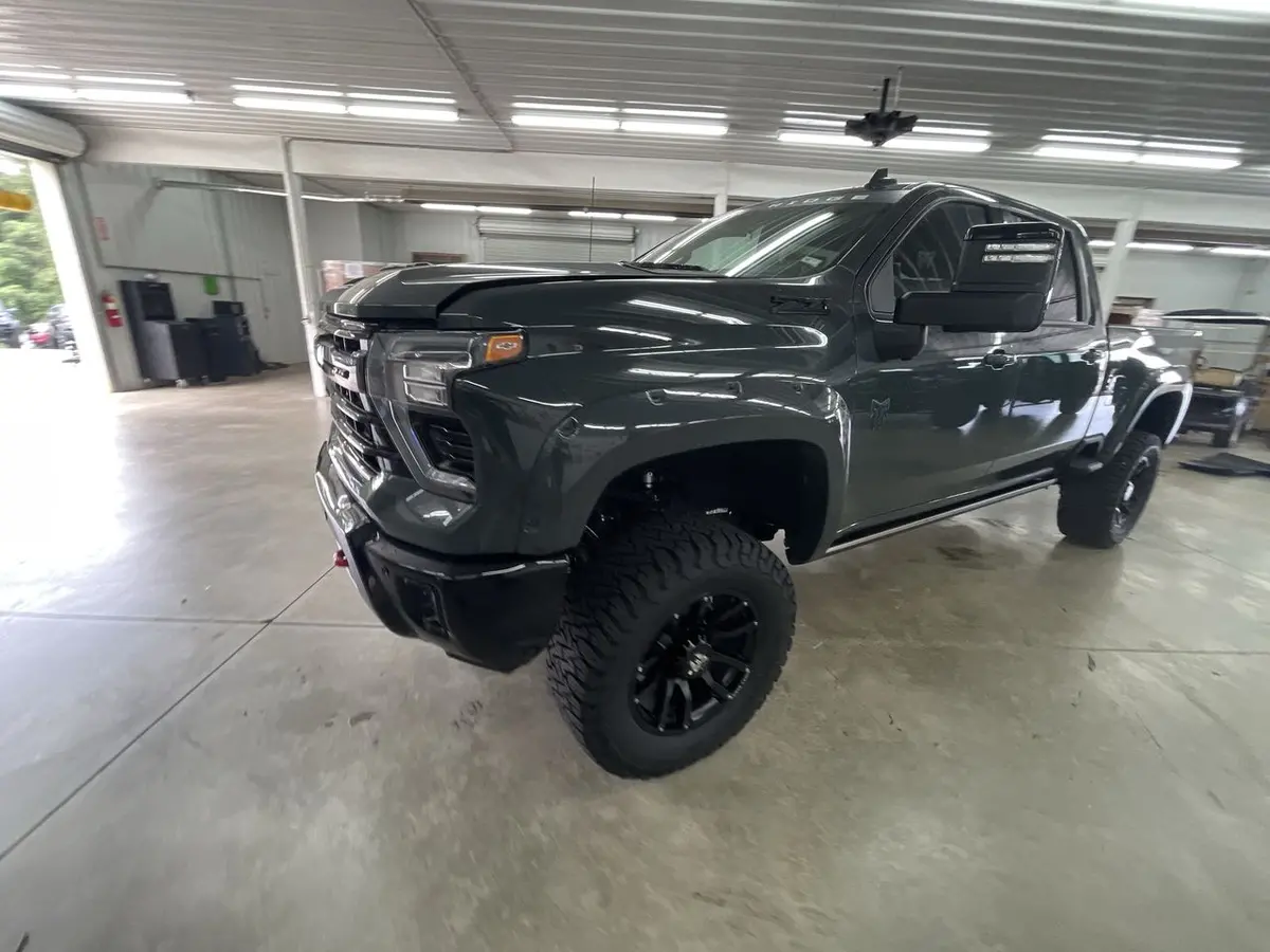 2025 Chevrolet Silverado 2500 4X4 Rocky Ridge Premium Lifted Truck 1