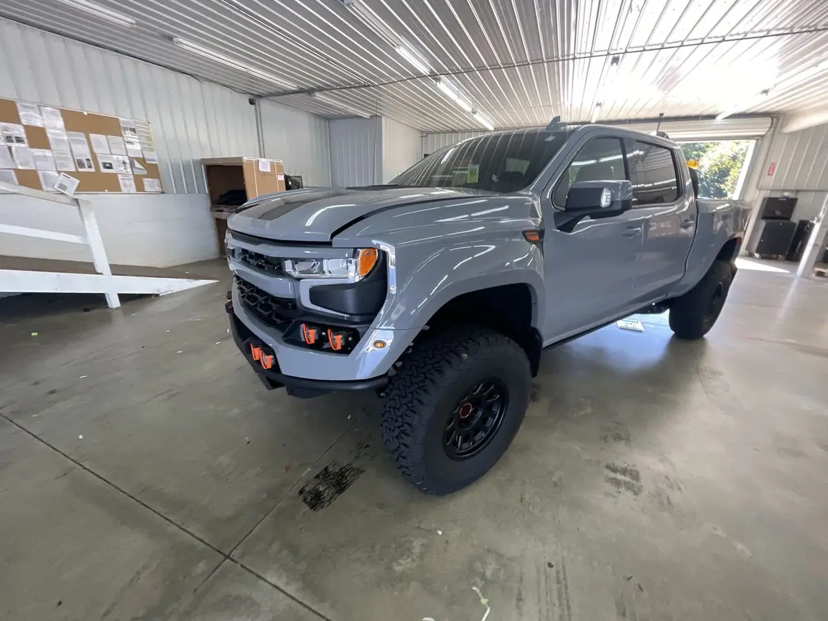 2025 Chevrolet Silverado 1500 4X4 Fox Factory Truck Premium Lifted Truck 1