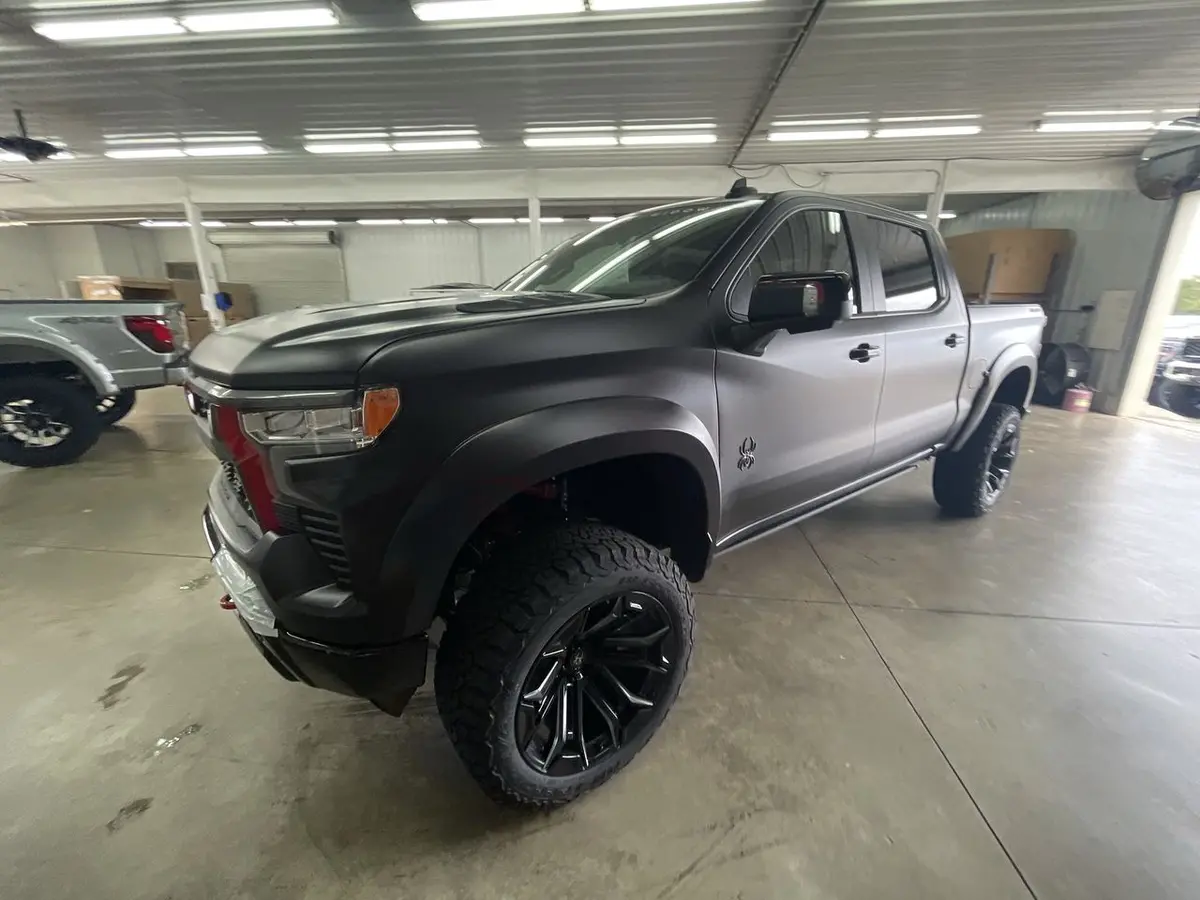 2025 Chevrolet Silverado 1500 4X4 Limited Edition Premium Lifted Truck 1