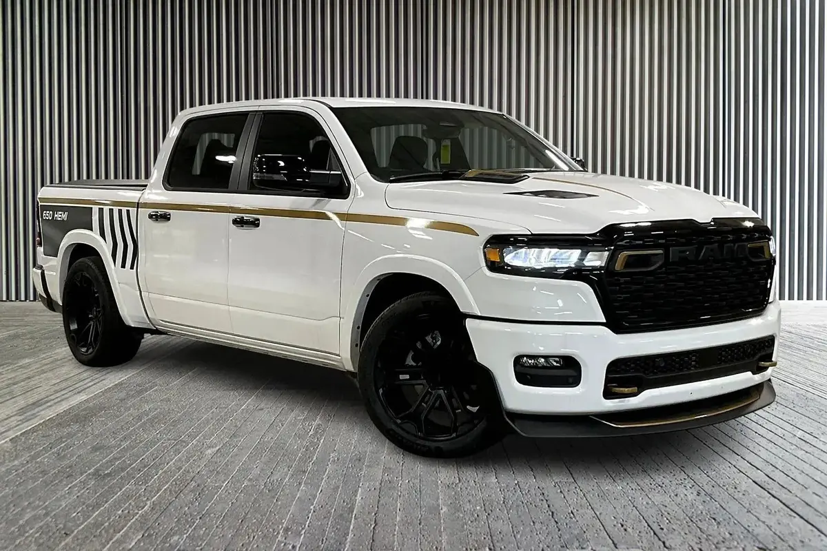2026 1500 4X4 Dc650 Premium Lifted Truck 1