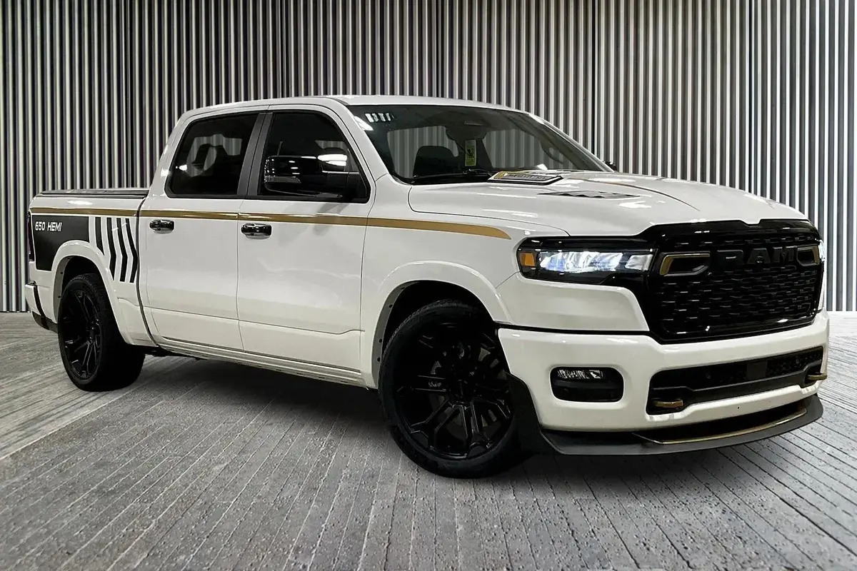 2026 1500 4X4 Dc650 Premium Lifted Truck 1
