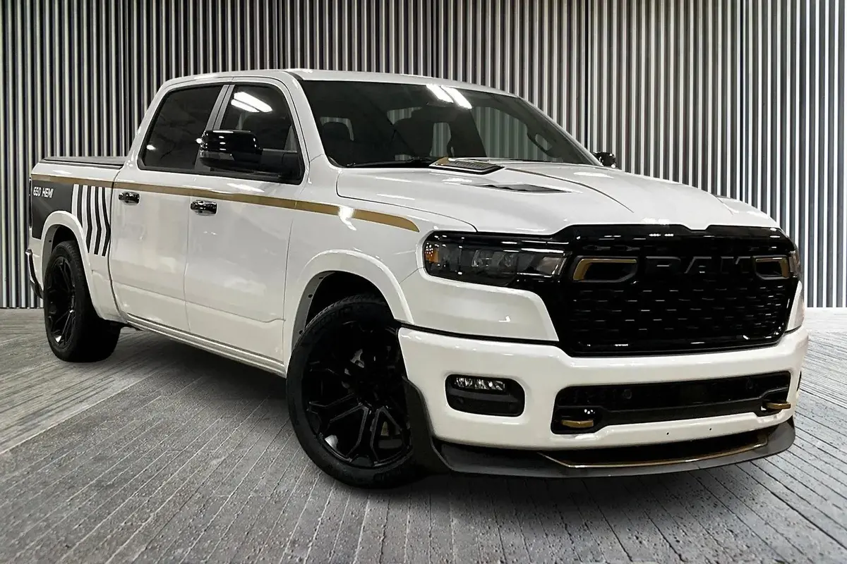 2026 1500 4X4 Dc650 Premium Lifted Truck 1