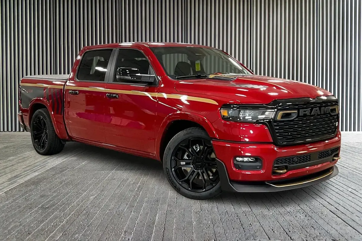2026 1500 4X4 Dc650 Premium Lifted Truck 1