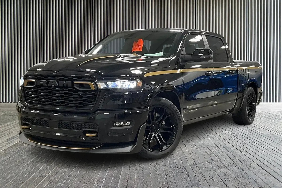 2026 1500 4X4 Dc650 Premium Lifted Truck 1