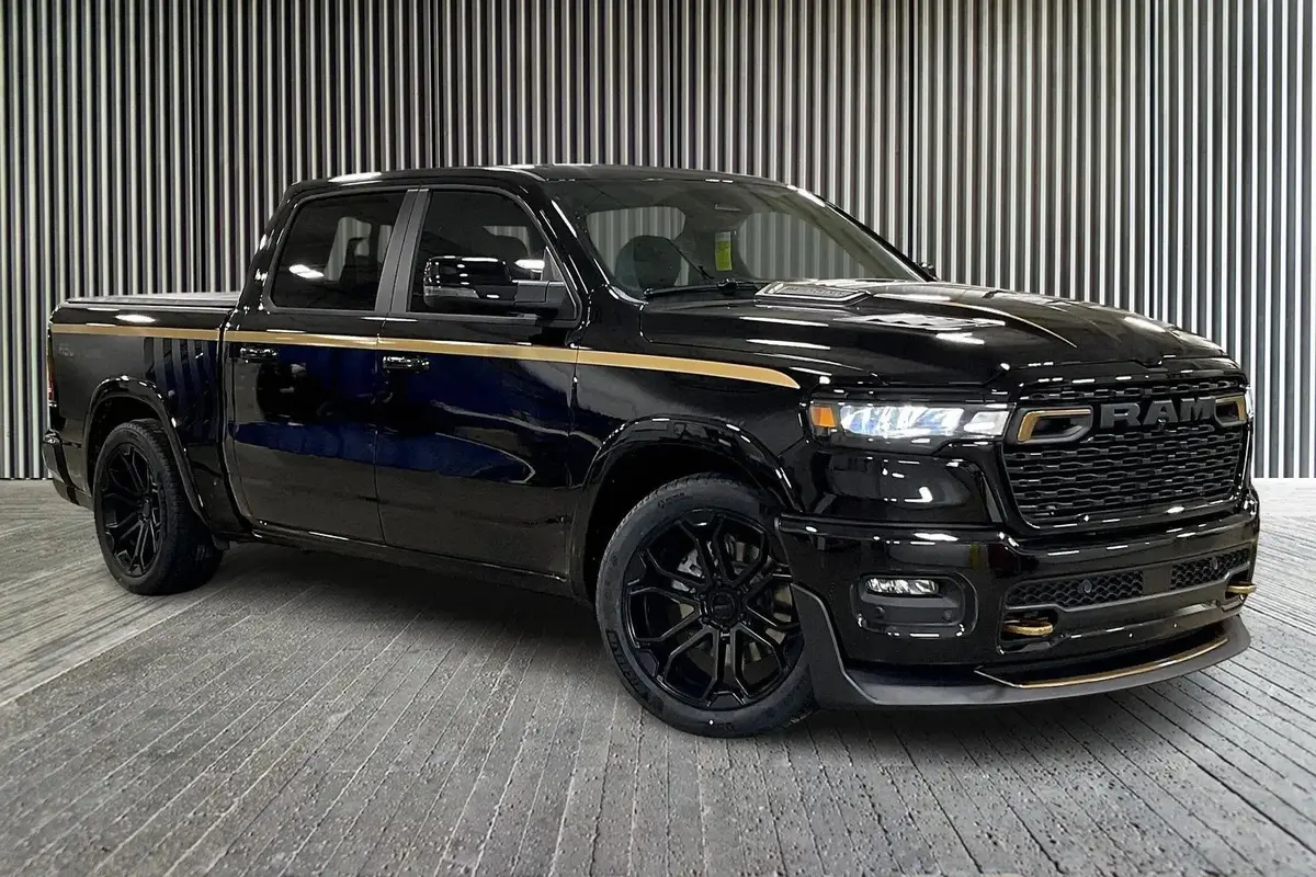 2026 1500 4X4 Dc650 Premium Lifted Truck 1
