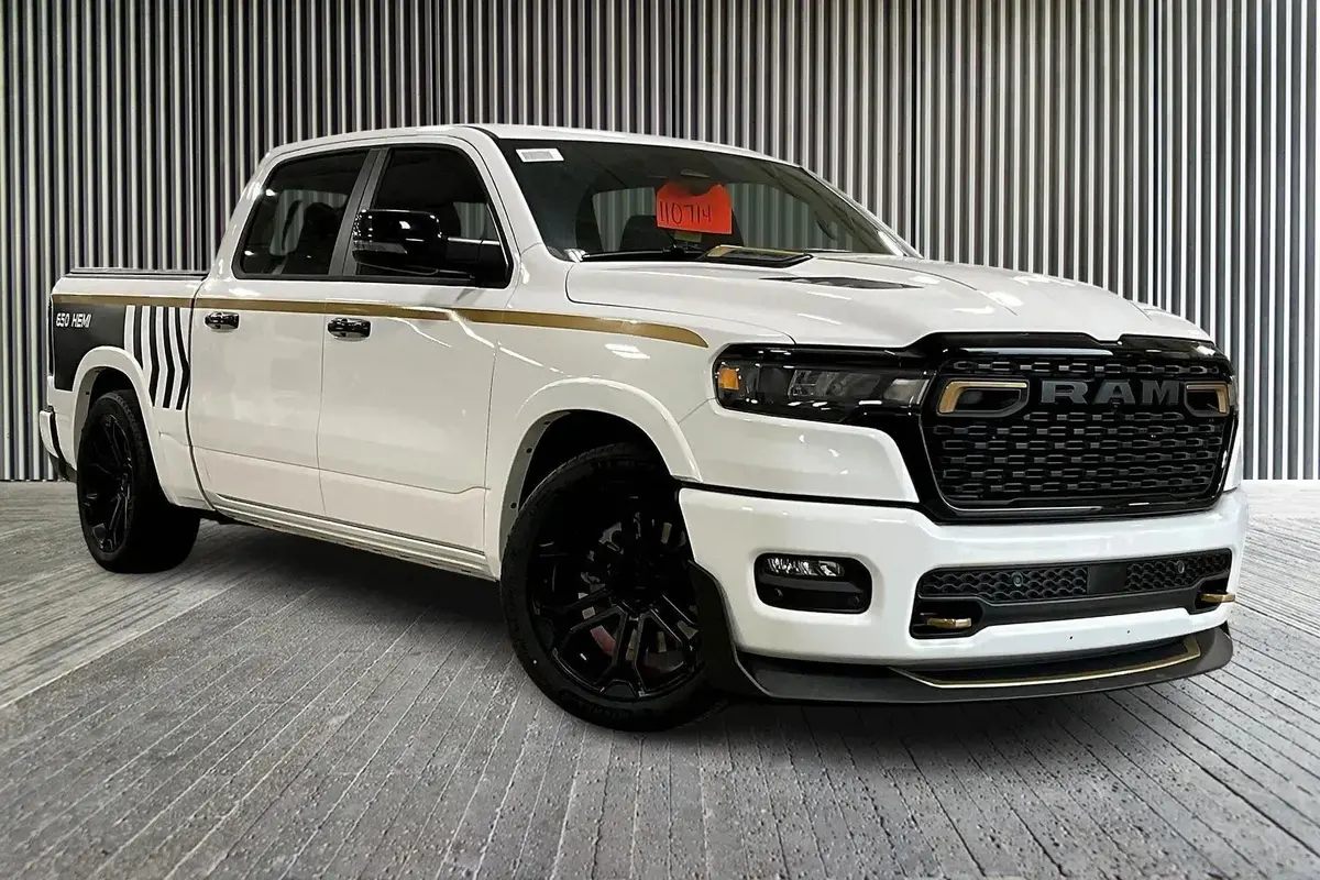 2026 1500 4X4 Dc650 Premium Lifted Truck 1