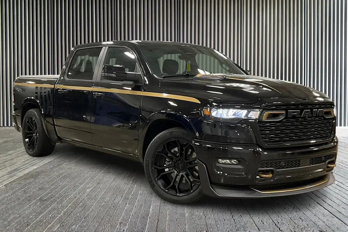 2026 1500 4X4 Dc650 Premium Lifted Truck 1