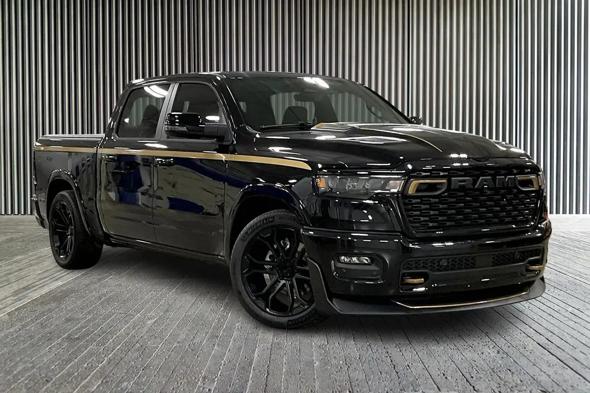 2026 1500 4X4 Dc650 Premium Lifted Truck 1
