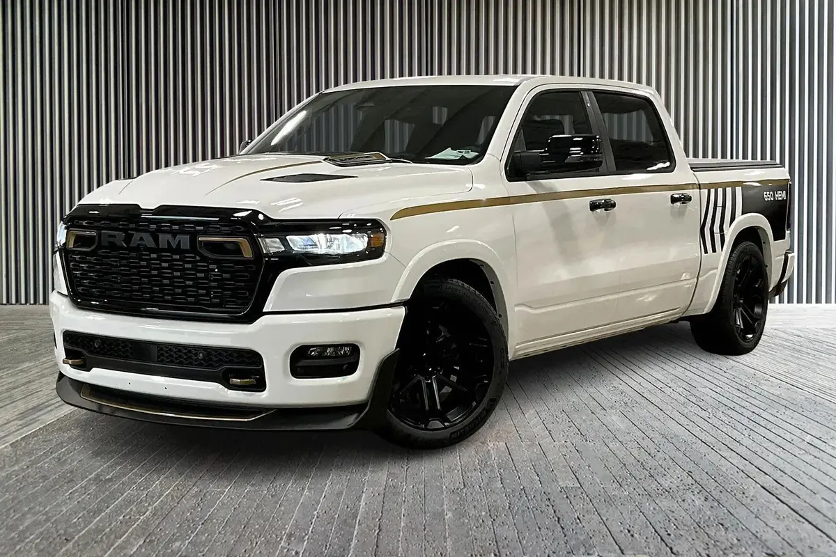 2026 1500 4X4 Dc650 Premium Lifted Truck 1