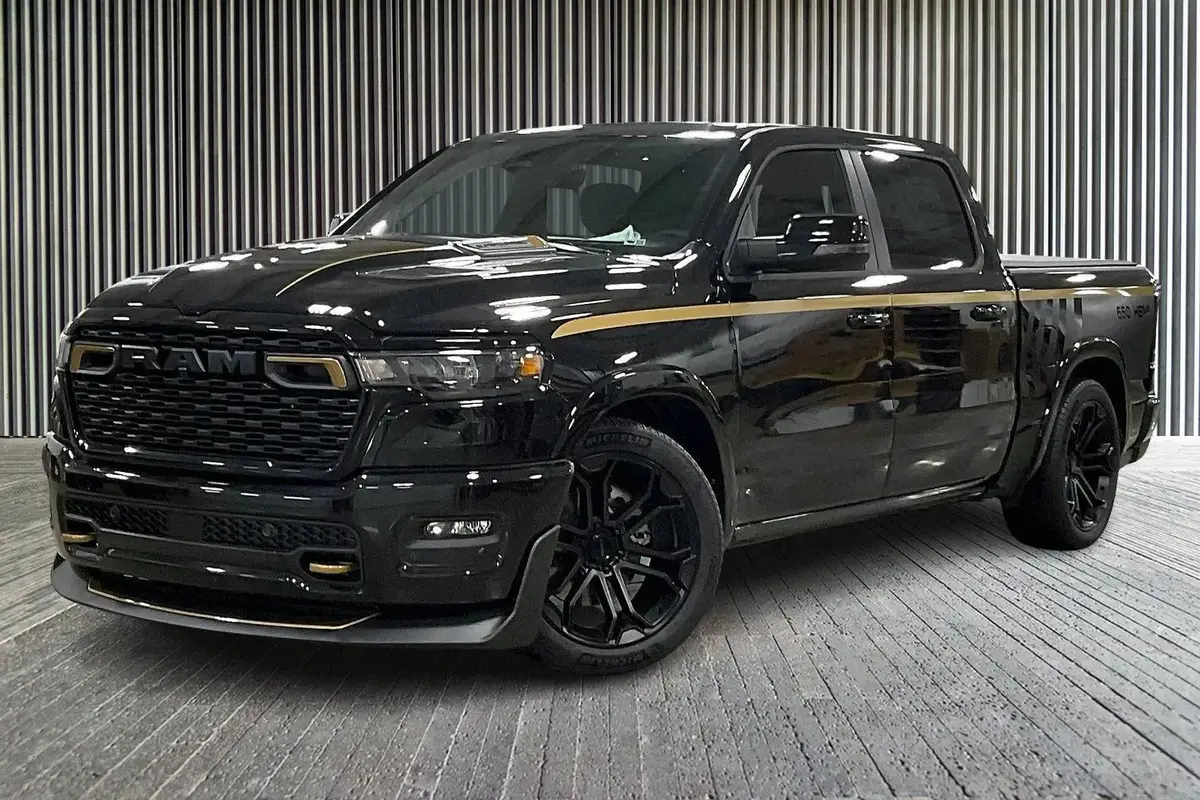 2026 1500 4X4 Dc650 Premium Lifted Truck 1