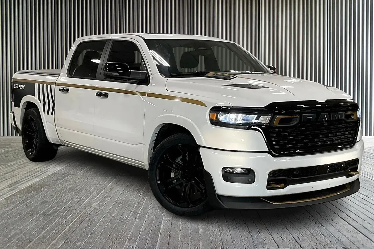 2026 1500 4X4 Dc650 Premium Lifted Truck 1