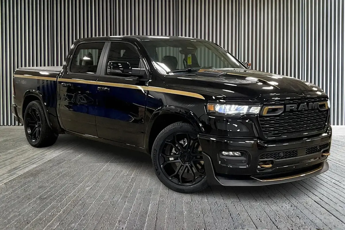 2026 1500 4X4 Dc650 Premium Lifted Truck 1