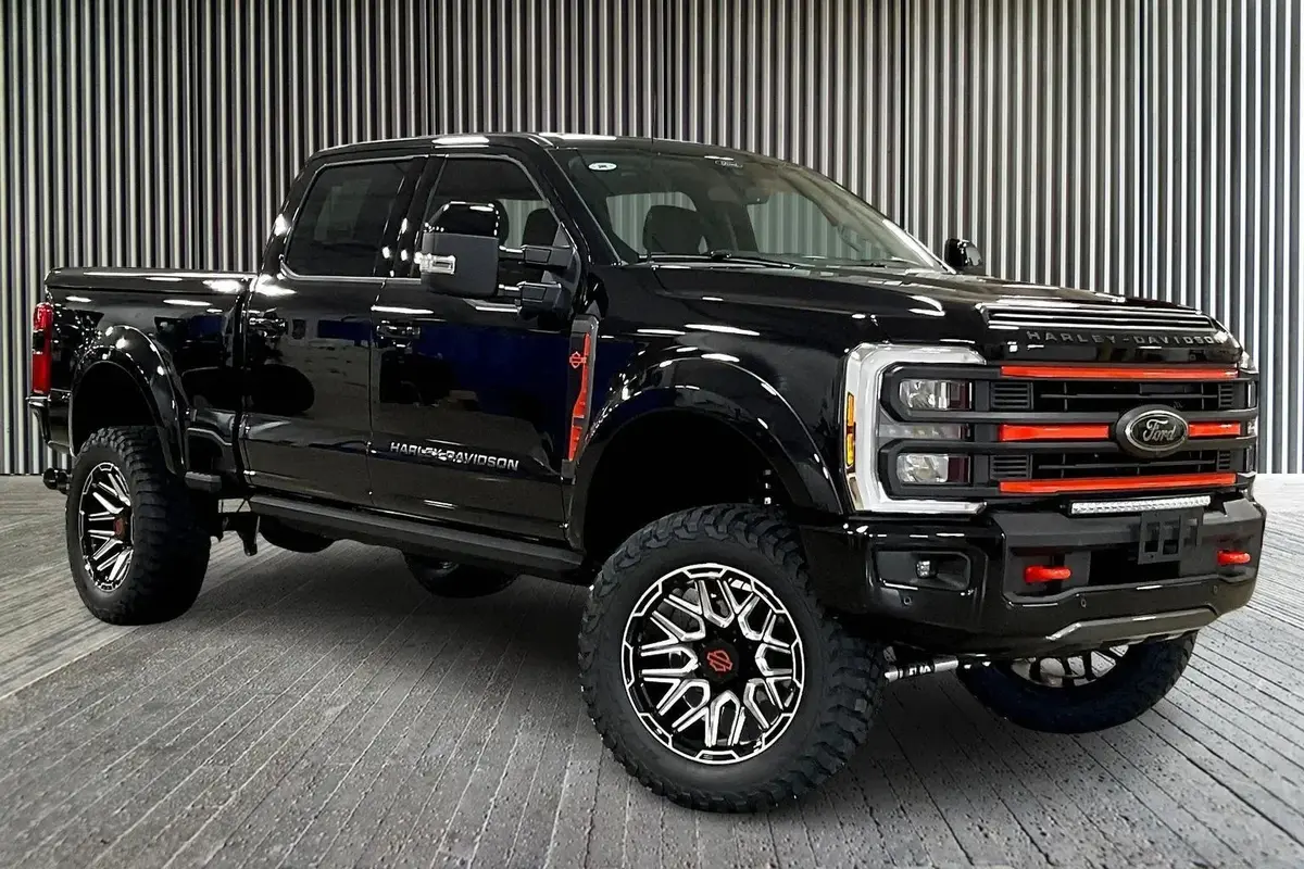 2026 Ford F-250 4X4 Harley-Davidson Edition Premium Lifted Truck 1