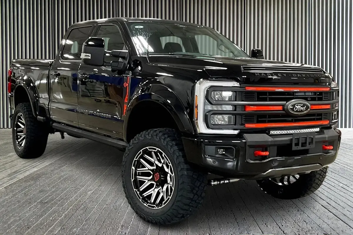 2026 Ford F-250 4X4 Harley-Davidson Edition Premium Lifted Truck 1