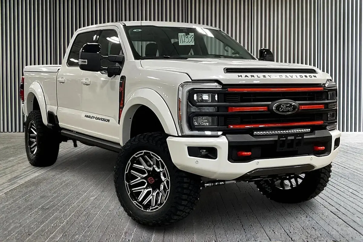 2026 Ford F-250 4X4 Harley-Davidson Edition Premium Lifted Truck 1