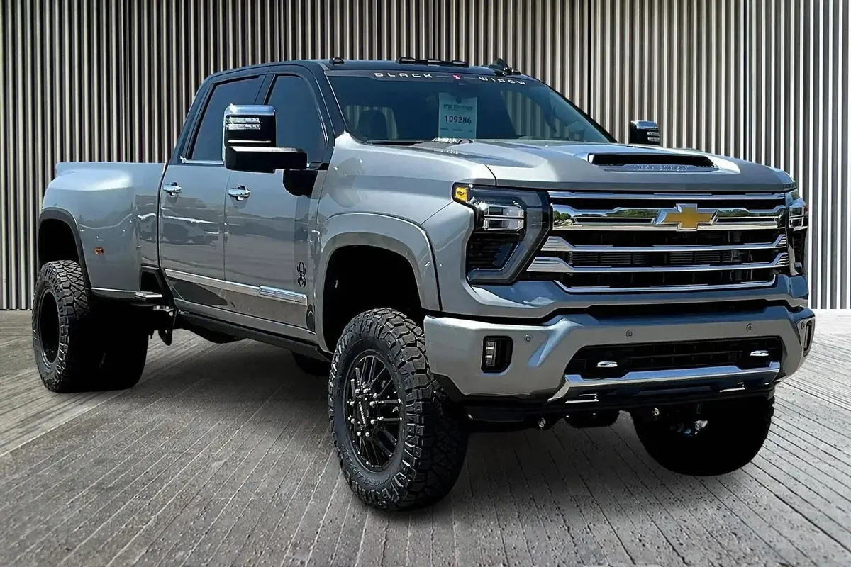 2026 Chevrolet Silverado 3500 Dually 4X4 Spider Edition Premium Lifted Truck 1