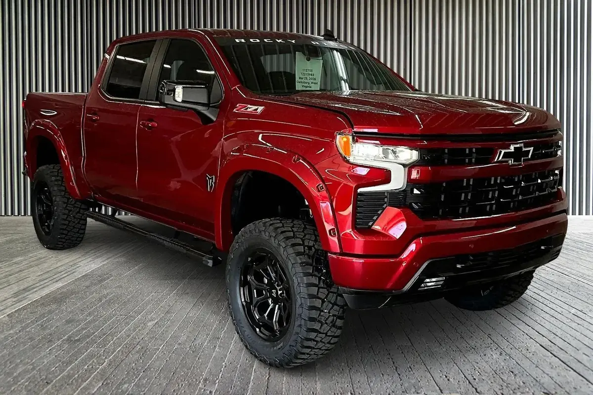 2026 Chevrolet Silverado 1500 4X4 Rocky Ridge Premium Lifted Truck 1