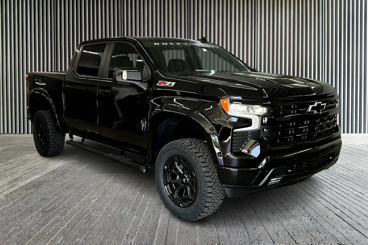 2026 Chevrolet Silverado 1500 4X4 Rocky Ridge Premium Lifted Truck 1