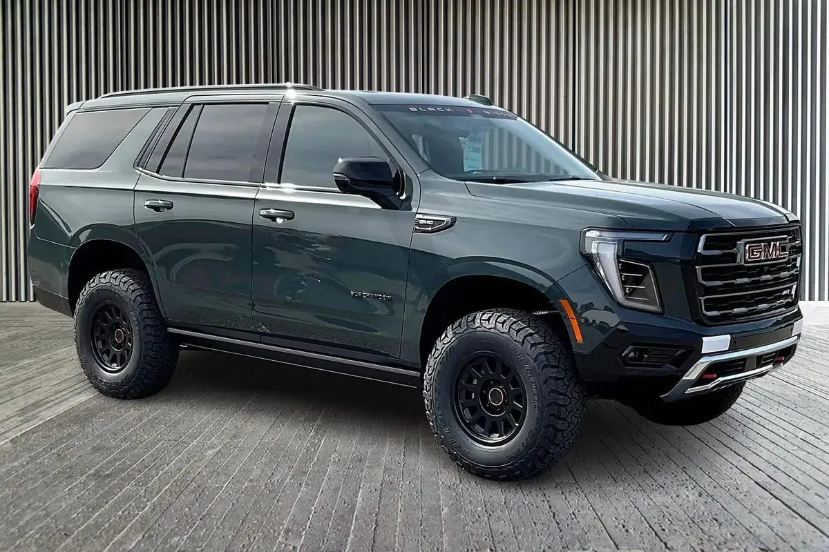 2026 Gmc Yukon 4X4 Spider Edition Premium Lifted Truck 1