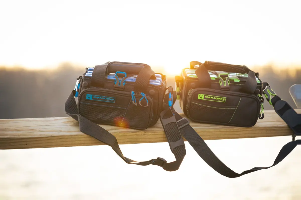 Horizontal 3500 Drift Series Tackle Bag - Green 2
