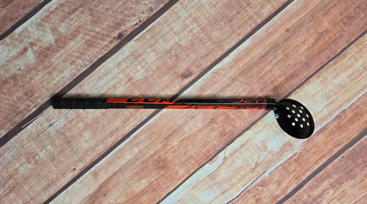 Five-Hole Ice Scoop (Long) - Ccm Stick 1