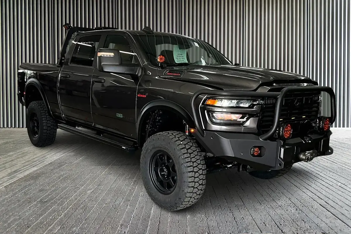 2026 2500 4X4 Agwagon Premium Lifted Truck 1