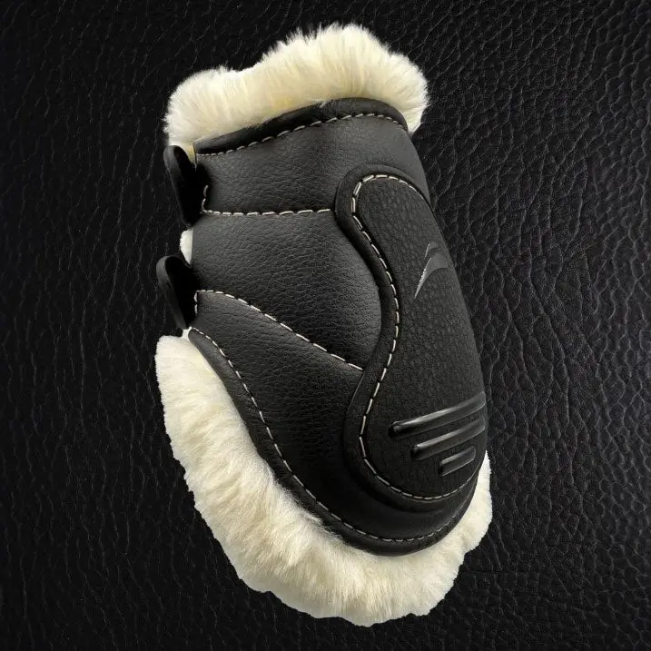 Equick Glam Rear Fluffy Boot 1