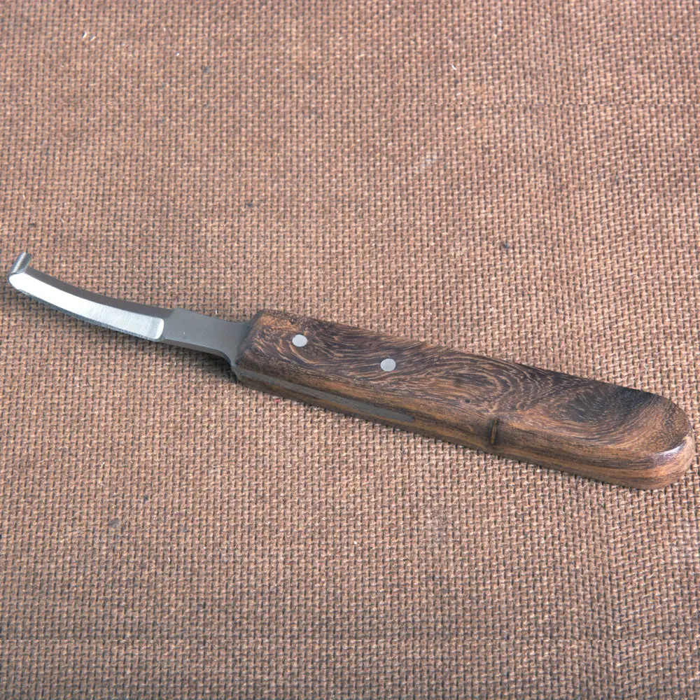 Hilason Western Horse Care Farrier Tool Hoof Knife Wooden Handle W/ Steel Blade 1