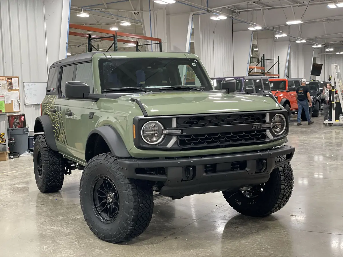 2025 Ford Bronco Unlimited 4X4 Rtr Premium Lifted Truck 1