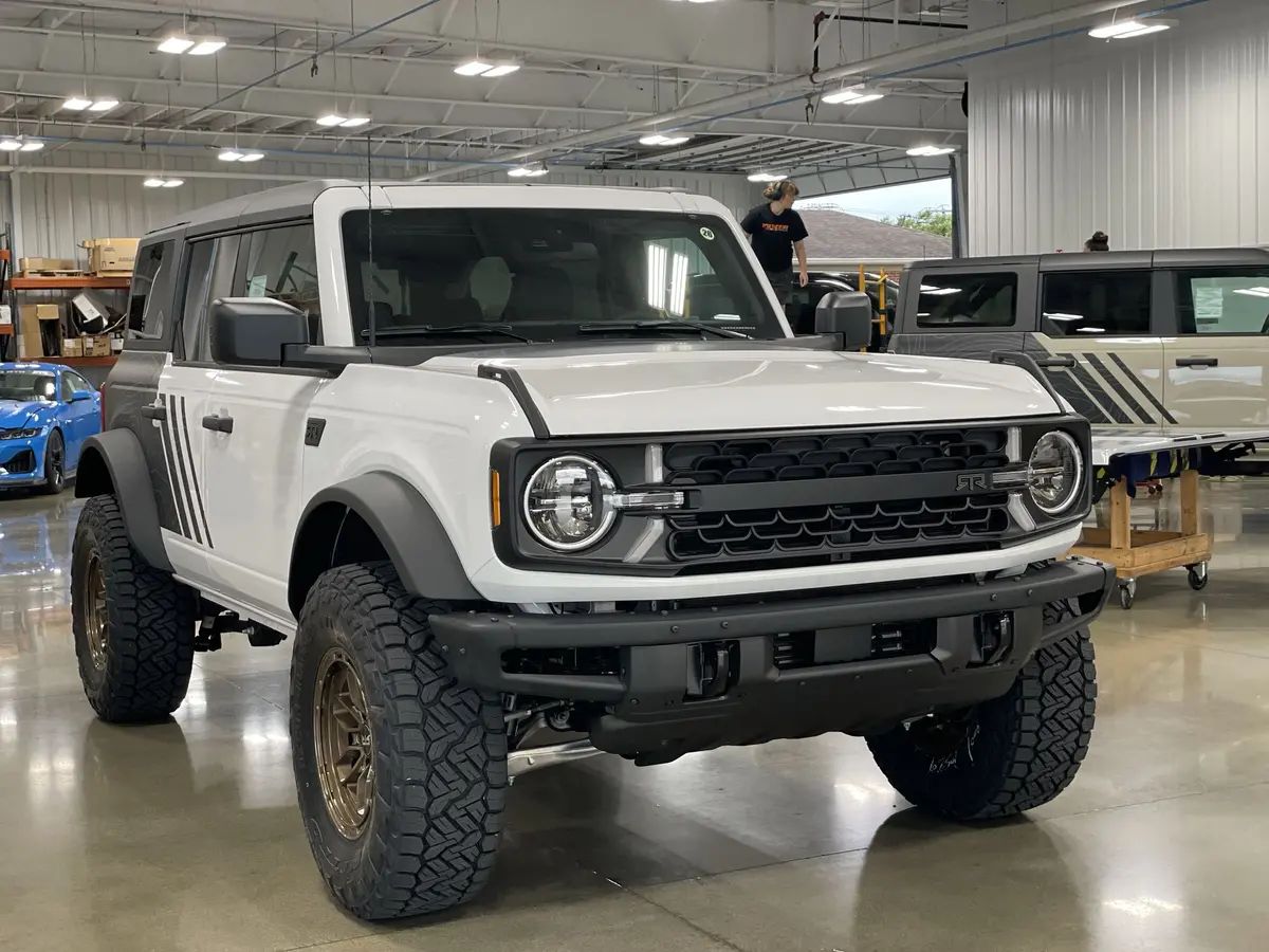 2025 Ford Bronco Unlimited 4X4 Rtr Premium Lifted Truck 1