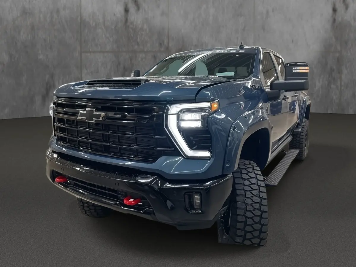 2026 Chevrolet Silverado 2500 4X4 Rocky Ridge Premium Lifted Truck 1