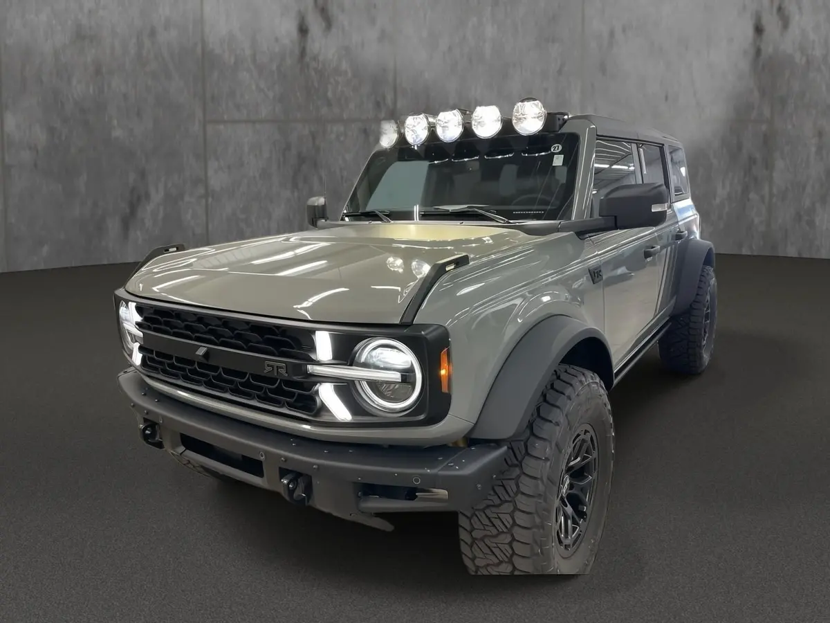 2025 Ford Bronco Unlimited 4X4 Rtr Premium Lifted Truck 1