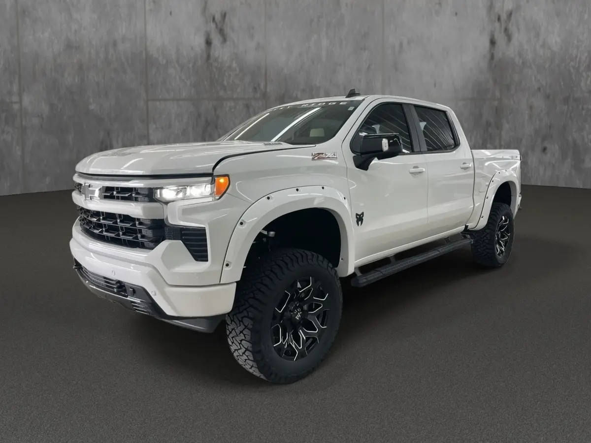 2026 Chevrolet Silverado 1500 4X4 Rocky Ridge Premium Lifted Truck 1