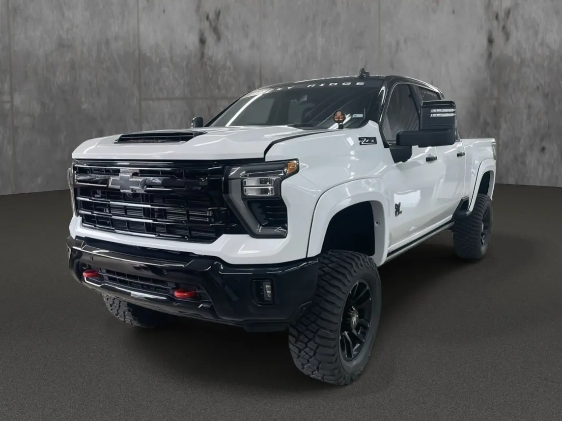 2026 Chevrolet Silverado 2500 4X4 Rocky Ridge Premium Lifted Truck 1
