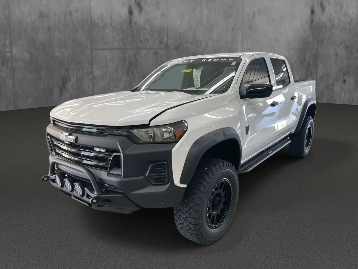 2026 Chevrolet Colorado 4X4 Rocky Ridge Premium Lifted Truck 1