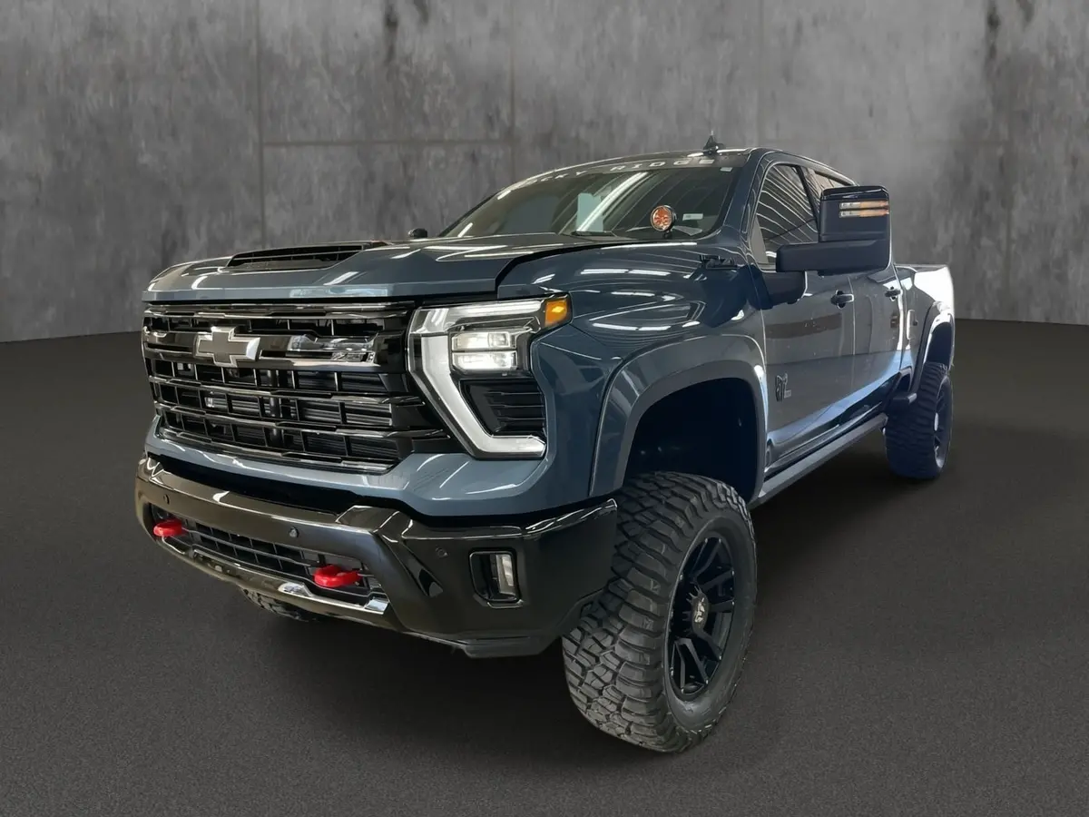 2026 Chevrolet Silverado 2500 4X4 Rocky Ridge Premium Lifted Truck 1