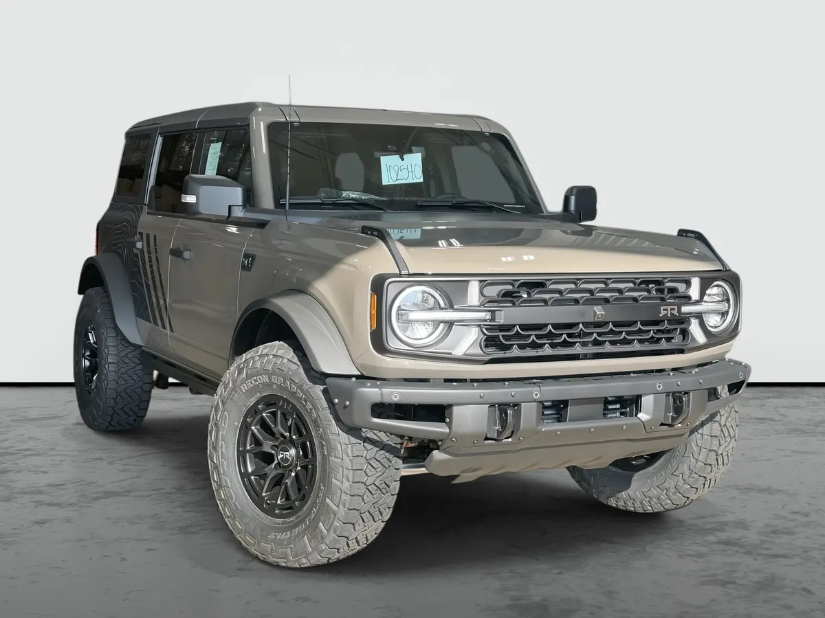 2025 Ford Bronco Unlimited 4X4 Rtr Premium Lifted Truck 1
