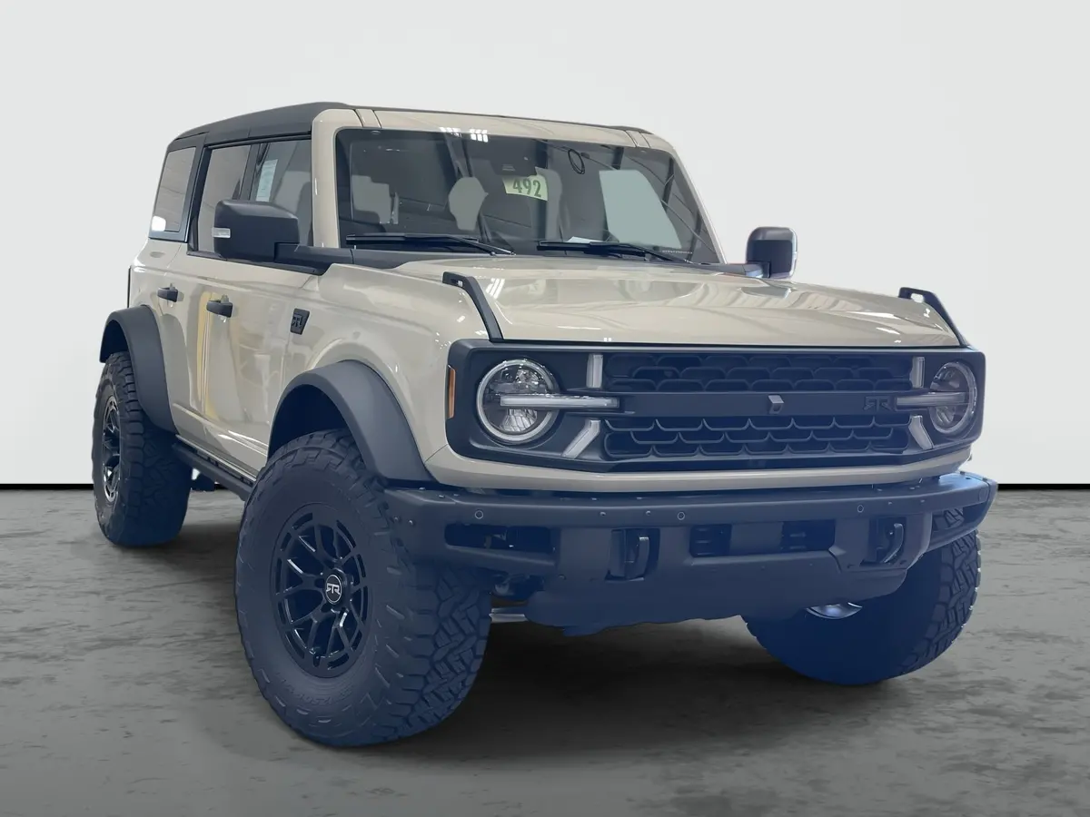 2025 Ford Bronco Unlimited 4X4 Rtr Premium Lifted Truck 1