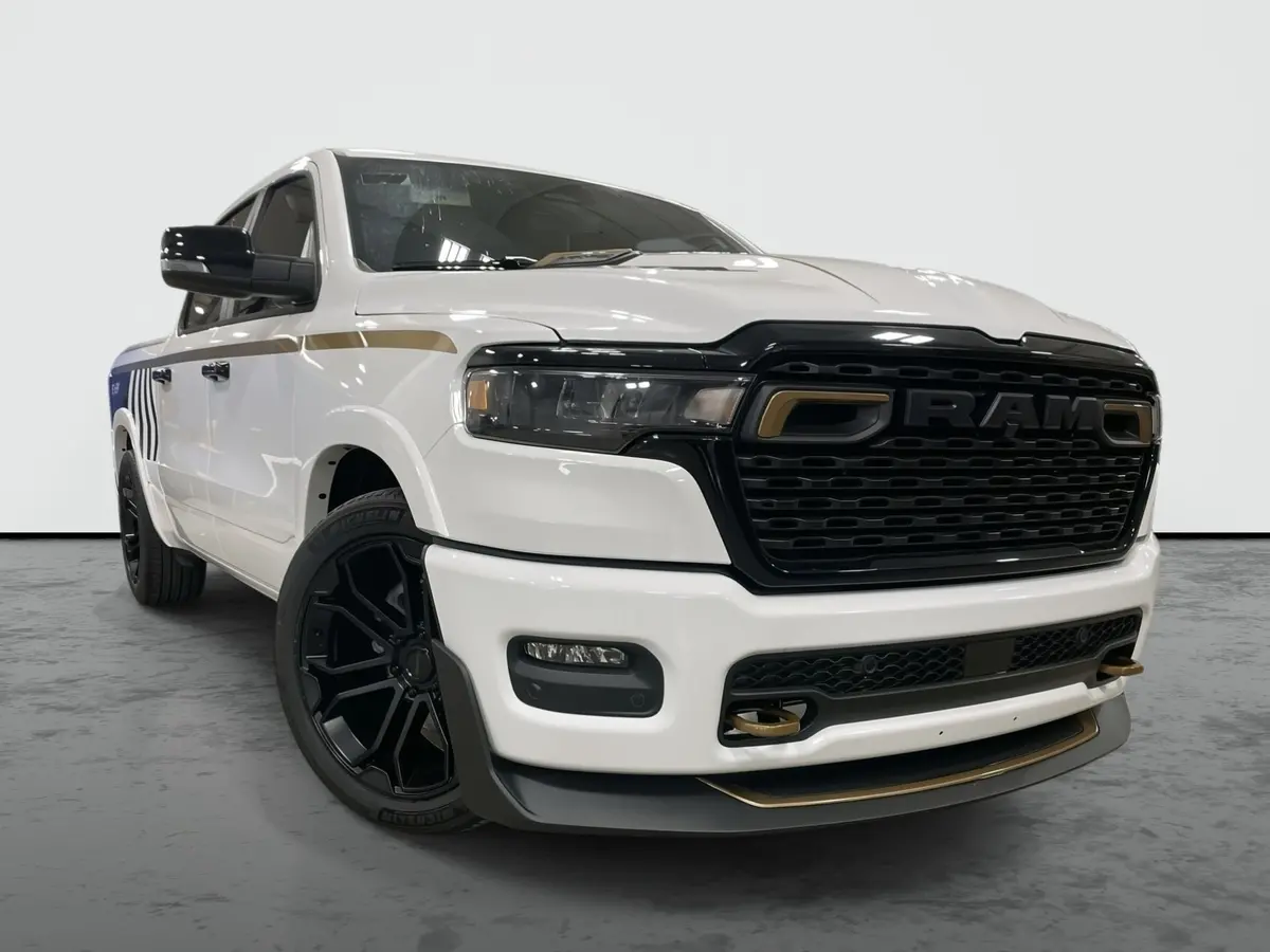 2026 1500 4X4 Dc650 Premium Lifted Truck 1