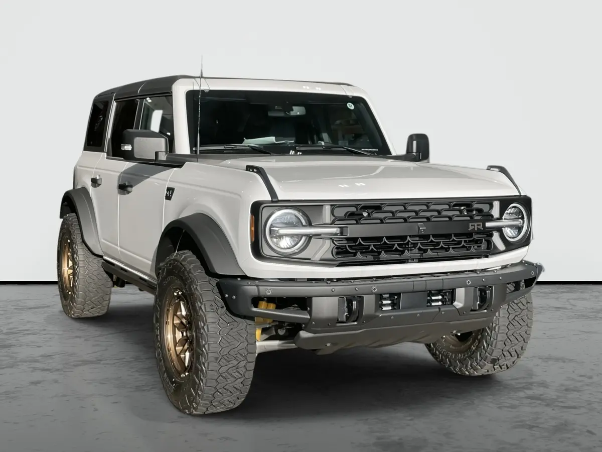 2025 Ford Bronco Unlimited 4X4 Rtr Premium Lifted Truck 1