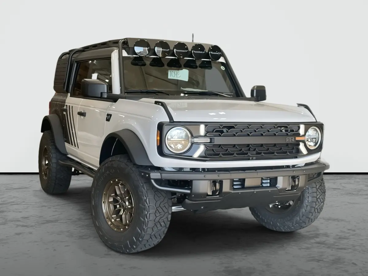 2025 Ford Bronco Unlimited 4X4 Rtr Rovr Premium Lifted Truck 1