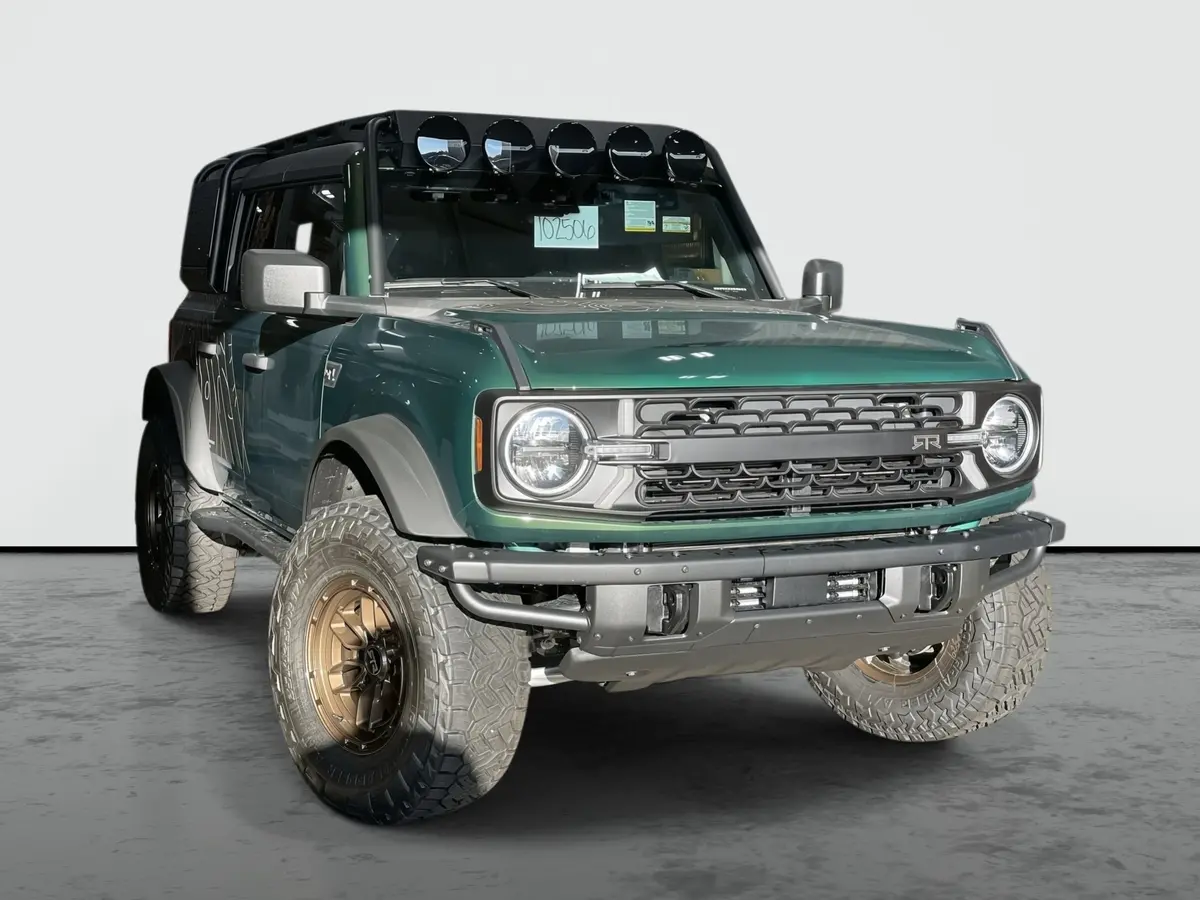 2025 Ford Bronco Unlimited 4X4 Rtr Rovr Premium Lifted Truck 1