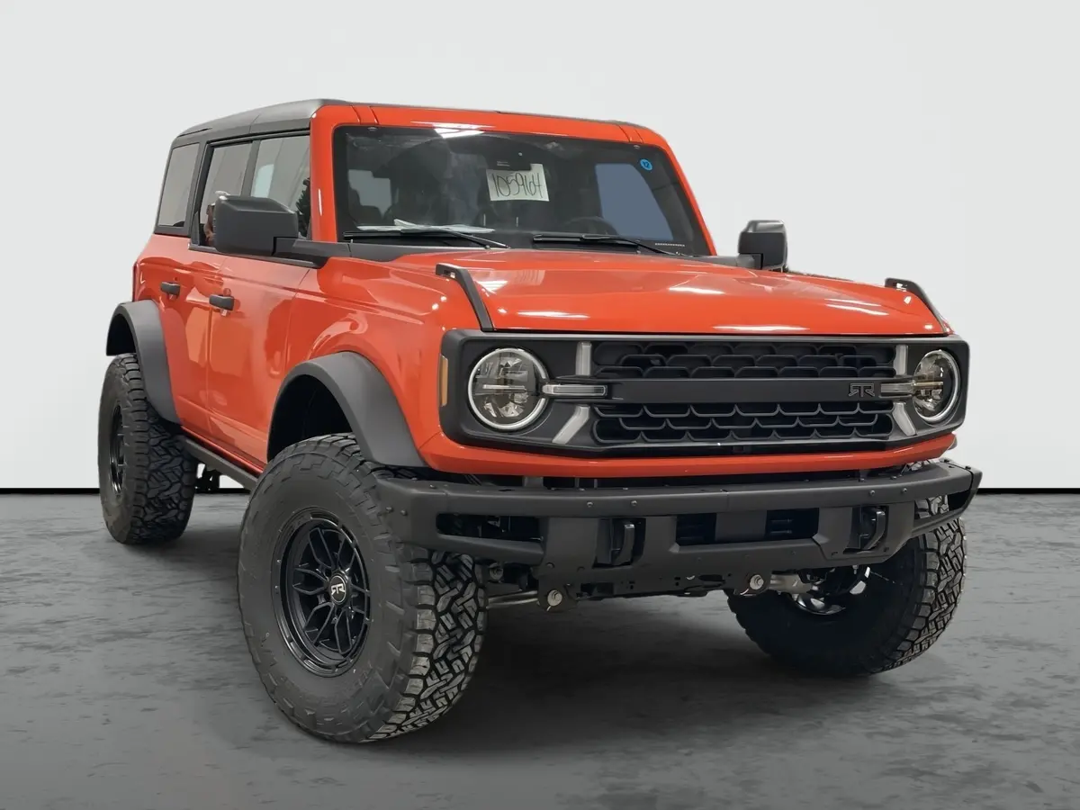 2025 Ford Bronco Unlimited 4X4 Rtr Premium Lifted Truck 1