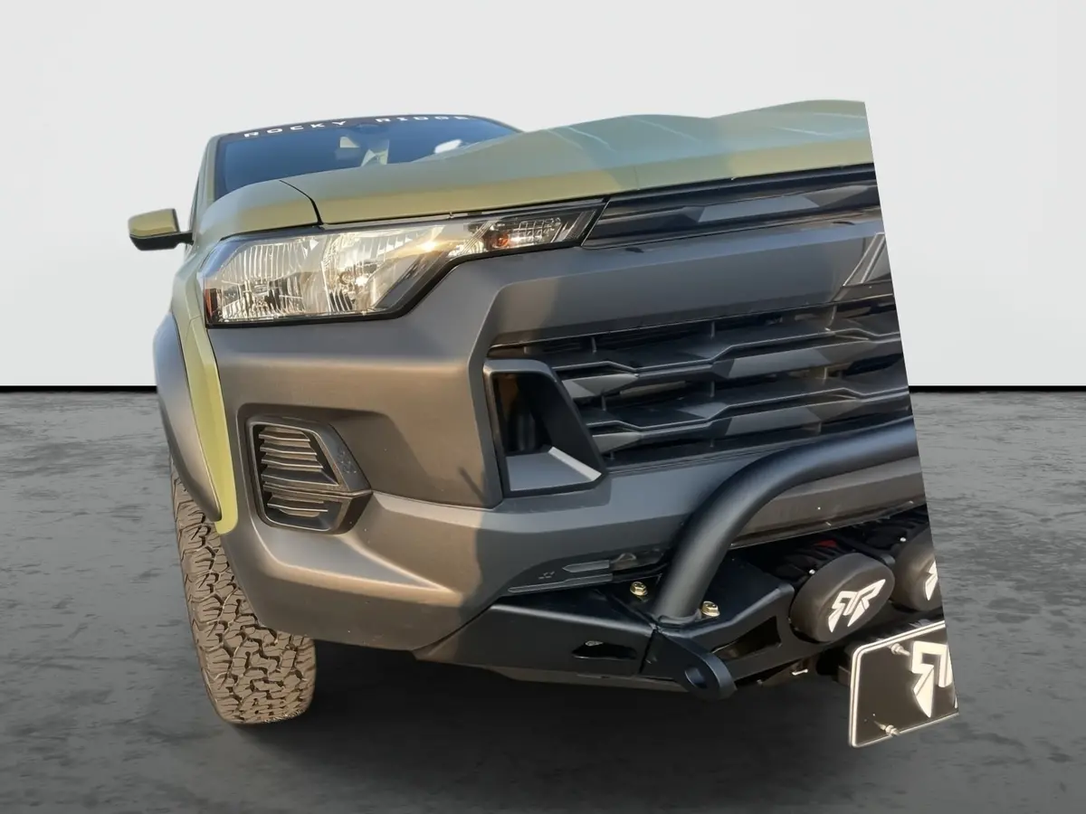 2025 Chevrolet Colorado 4X4 Rocky Ridge Premium Lifted Truck 1