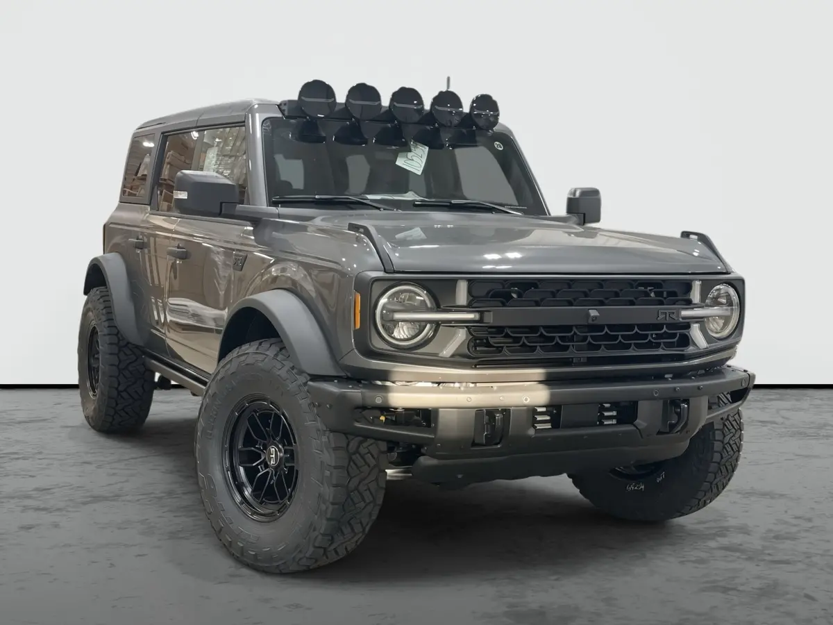 2025 Ford Bronco Unlimited 4X4 Rtr Premium Lifted Truck 1