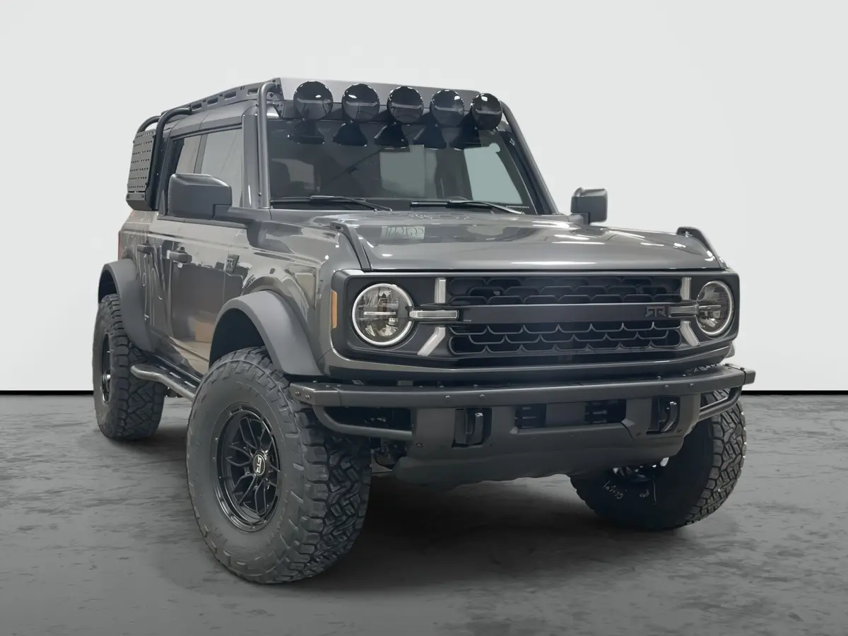 2025 Ford Bronco Unlimited 4X4 Rtr Rovr Premium Lifted Truck 1
